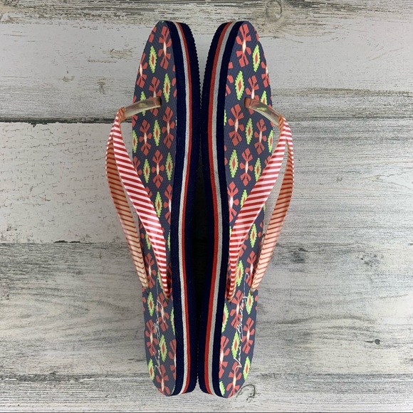 VERA BRADLEY Navy Blue Orange Flip Flops 7-8 - Picture 5 of 9